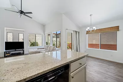 8888 N Joanna Drive, Tucson, AZ 85742 - Photo 11