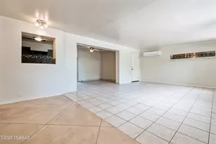 5731 E Helen St, Tucson, AZ 85712 - Photo 25