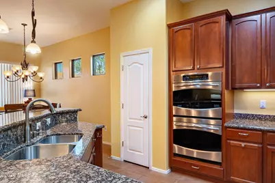 198 E Brearley Drive, Oro Valley, AZ 85737 - Photo 11