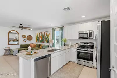 8886 E Moontear Way, Vail, AZ 85641 - Photo 11