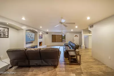 7049 N Magic Lane, Tucson, AZ 85704 - Photo 7