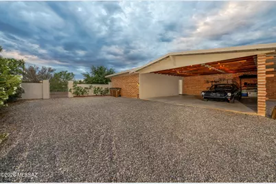 7049 N Magic Lane, Tucson, AZ 85704 - Photo 33