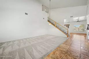 8273 N Amber Burst Dr, Tucson, AZ 85743 - Photo 17