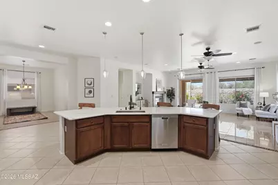 12761 N Gentle Rain Drive, Marana, AZ 85658 - Photo 11