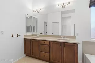 12761 N Gentle Rain Dr, Marana, AZ 85658 - Photo 27