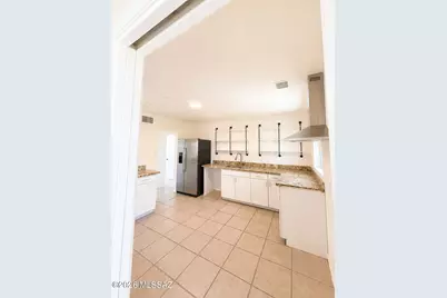 6534 E Broadway, Tucson, AZ 85710 - Photo 3