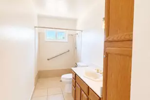 6534 E Broadway, Tucson, AZ 85710 - Photo 5