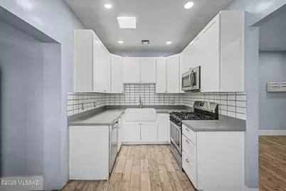 825 E Helen Street, Tucson, AZ 85719 - Photo 11