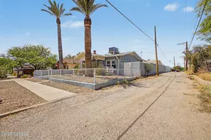 825 E Helen St, Tucson, AZ 85719 - Photo 39