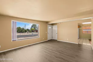 8557 E 19th St, Tucson, AZ 85710 - Photo 3