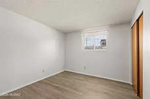 8557 E 19th St, Tucson, AZ 85710 - Photo 13