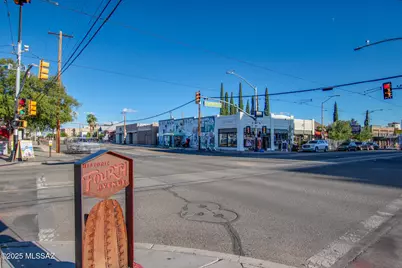 420 E 6th Street, Tucson, AZ 85705 - Photo 1