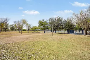 1634 S Olympic Club Dr, Tucson, AZ 85710 - Photo 33