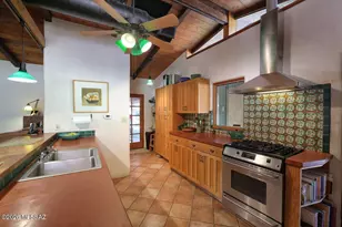 92425 E Aravaipa Rd, Winkelman, AZ 85192 - Photo 21