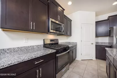 12195 W Amarissa Drive, Marana, AZ 85653 - Photo 7
