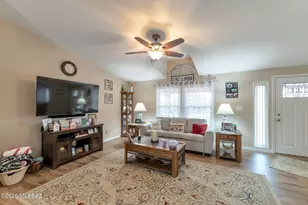 11151 W Panther Peak Dr, Tucson, AZ 85743 - Photo 5