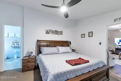 11151 W Panther Peak Drive, Tucson, AZ 85743 - Photo 19