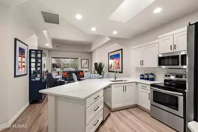 13401 N Rancho Vistoso Boulevard #122, Oro Valley, AZ 85755 - Photo 1