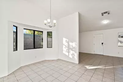 6082 S Birchwood Drive, Tucson, AZ 85746 - Photo 9