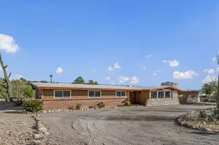 800 E Camino de Fray Marcos, Tucson, AZ 85718 - Photo 45