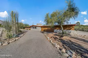 800 E Camino de Fray Marcos, Tucson, AZ 85718 - Photo 39