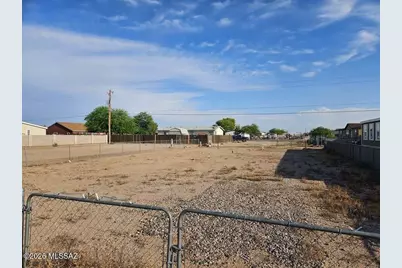 3325 W Solano Drive #36, Eloy, AZ 85131 - Photo 3