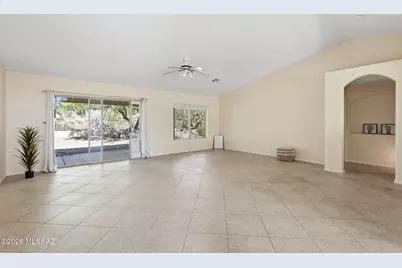38140 S Granite Crest Drive, Saddlebrooke, AZ 85739 - Photo 5