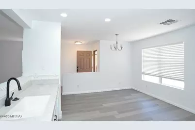 7740 W Oak Stream Road, Tucson, AZ 85743 - Photo 13
