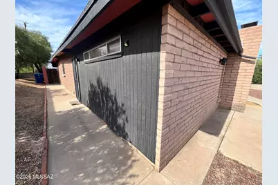 7641 E Palma Street, Tucson, AZ 85710 - Photo 17
