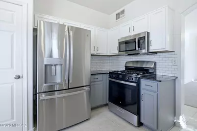 5564 W Painted Cliff Drive, Marana, AZ 85658 - Photo 19