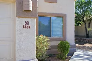 5564 W Painted Cliff Dr, Marana, AZ 85658 - Photo 9