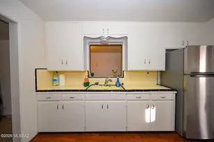 2358 E 18th St, Tucson, AZ 85719 - Photo 11