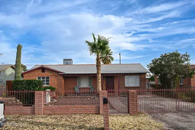 2358 E 18th Street, Tucson, AZ 85719 - Photo 1