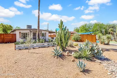 4038 E 17th Street, Tucson, AZ 85711 - Photo 3