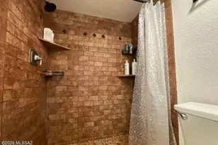 7924 E Colette Cir, Tucson, AZ 85710 - Photo 11