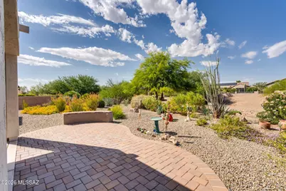 2101 E Madera Plateau Drive, Green Valley, AZ 85614 - Photo 41