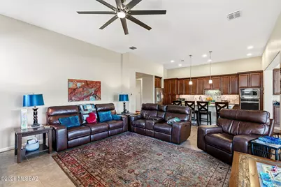 2101 E Madera Plateau Drive, Green Valley, AZ 85614 - Photo 9