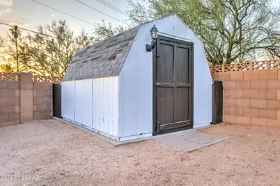 7701 N Camino De Maximillian, Tucson, AZ 85704 - Photo 49