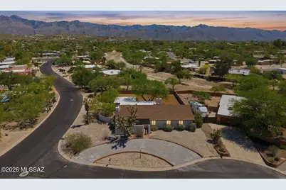 7725 E Manor Place, Tucson, AZ 85750 - Photo 1