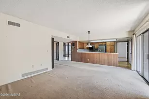 7725 E Manor Pl, Tucson, AZ 85750 - Photo 29