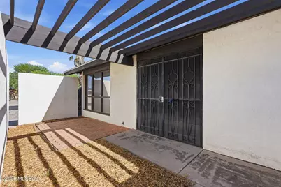 7725 E Manor Place, Tucson, AZ 85750 - Photo 13