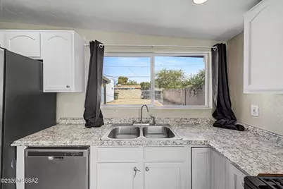2126 E Hidalgo Vista, Tucson, AZ 85713 - Photo 13