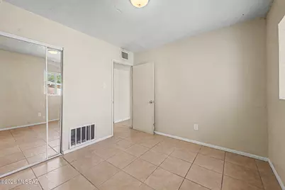 2126 E Hidalgo Vista, Tucson, AZ 85713 - Photo 21