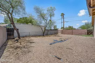 1115 E Hedrick Dr, Tucson, AZ 85719 - Photo 27