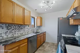 1115 E Hedrick Dr, Tucson, AZ 85719 - Photo 13