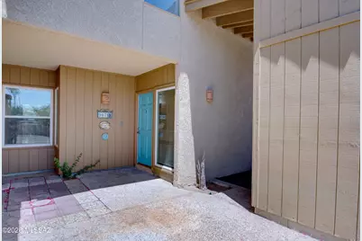 947 N Camino Seco, Tucson, AZ 85710 - Photo 17