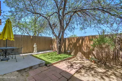 947 N Camino Seco, Tucson, AZ 85710 - Photo 15