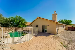 9403 E Marquis Diamond Ln, Tucson, AZ 85747 - Photo 7
