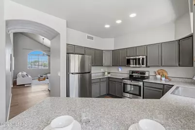 1237 W Paintbrush Place, Tucson, AZ 85704 - Photo 11