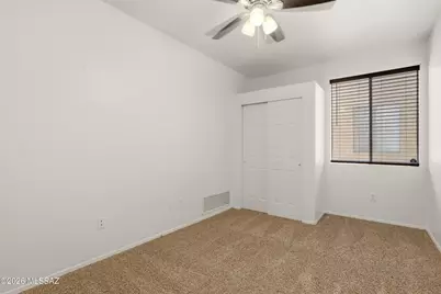 7740 S Lions Spring Way, Tucson, AZ 85747 - Photo 11